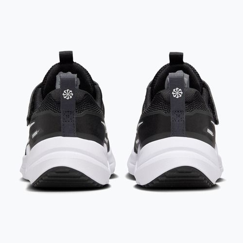 Детски обувки за бягане Nike Cosmic Runner black/anthracite/white