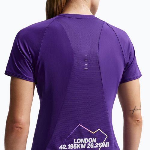 Дамска тениска за бягане Nike Swift London Dri-Fit court purple