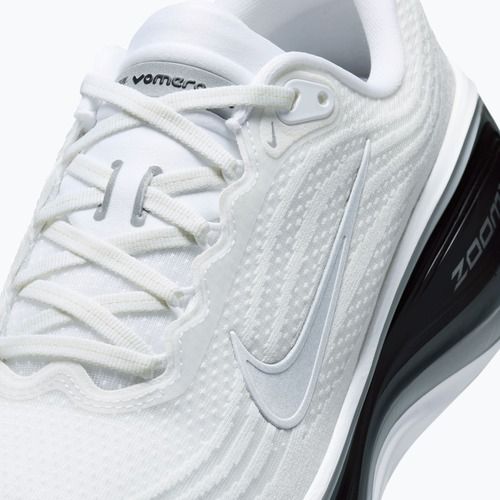 Мъжки обувки за бягане Nike Vomero Plus white/black/cool grey/metallic silver