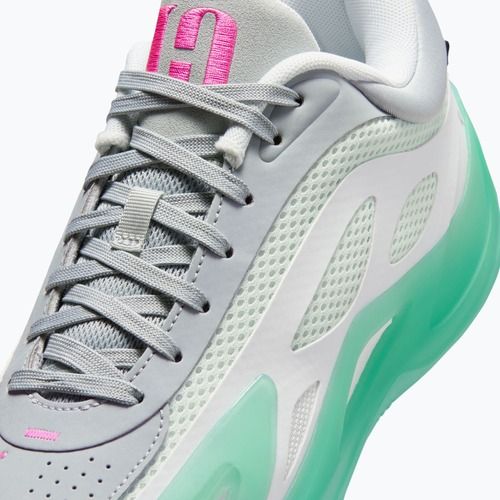 Дамски обувки за баскетбол  Jordan Heir Series 2 white/metallic silver/light pumice