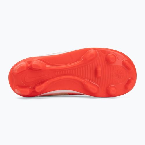 Детски футболни обувки Nike Jr. Tiempo Maestro Club White/Bright Crimson/Blur