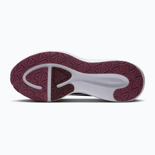 Дамски обувки за бягане Nike Revolution 8 Utility pink smoke/black/summit white