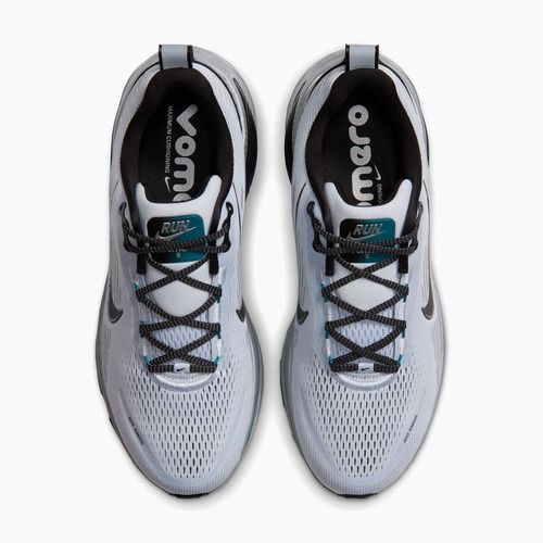 Мъжки обувки за бягане Nike Vomero 18 football grey/metallic cool grey/black