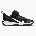 Детски обувки Nike Omni Multi-Court black/white