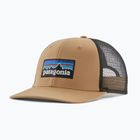 Бейзболна шапка Patagonia P-6 Logo Trucker pufferfish grayling brown