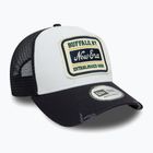New Era NE Patch Distressed Trucker шапка бяла
