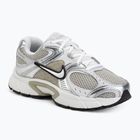 Дамски обувки Nike V5 RNR spruce fog/metallic silver/summit white