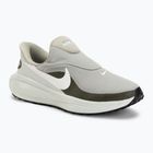Мъжки обувки за бягане Nike Revolution 8 EasyOn spruce fog/cargo khaki/spruce aura/sail