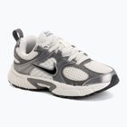 Детски обувки Nike V5 RNR phantom/pencil point/black
