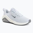 Дамски обувки за тренировка Nike Bella 7 football grey/sail/metallic cool grey