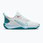 Детски обувки Nike Omni Multi-Court off white/energy/glacier blue