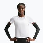 Дамска тениска за бягане Nike AeroSwift white/black