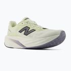 Дамски обувки за бягане New Balance FuelCell Rebel V5 pistachio butter/sea salt