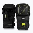Venum Training Camp 4.0 черни/нео зелени ръкавици за спаринг
