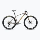 Планински велосипед Orbea Alma H20 2024 taupe brown/mango