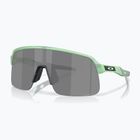 Слънчеви очила Oakley Sutro Lite S матов транс нефрит/призма черно