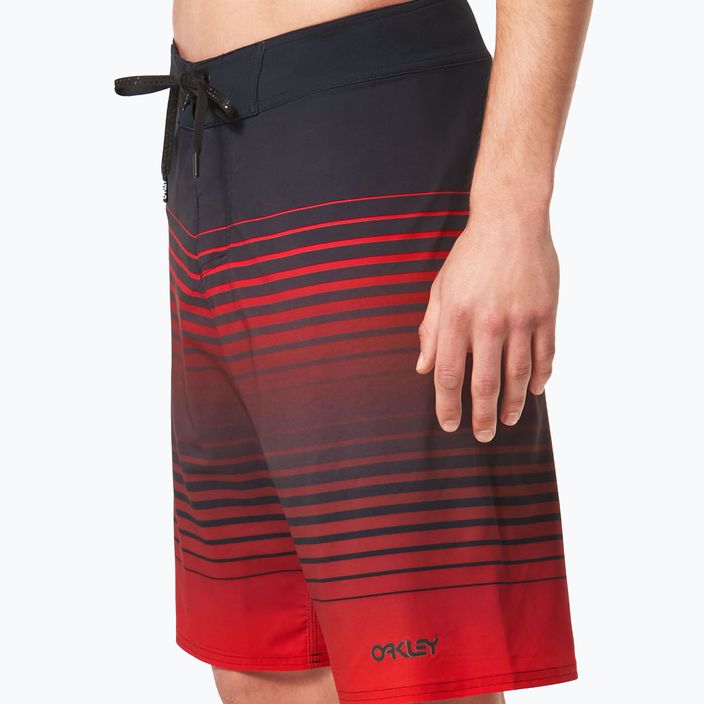 Oakley Fade Out RC 21" мъжки къси панталони за плуване черно/червено FOA40370403H 8