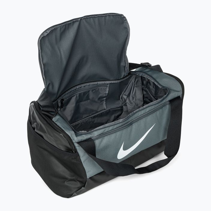Nike Brasilia тренировъчна чанта 9.5 41 л сиво/черно/бяло 3