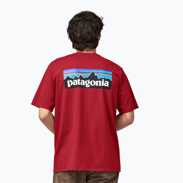 Мъжка тениска за трекинг Patagonia P-6 Logo Responsibili-Tee червена 2