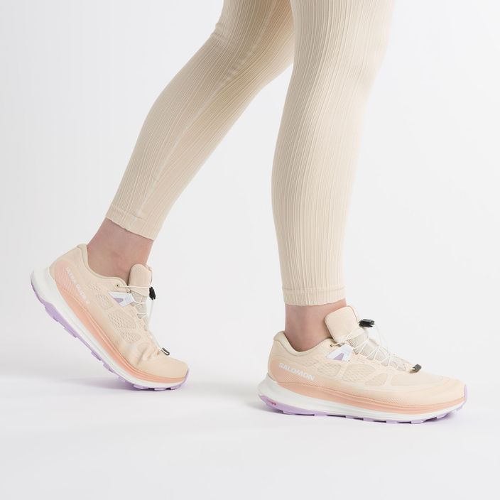 Дамски обувки за бягане Salomon Ultra Glide 2 яркооранжево L47125100 2