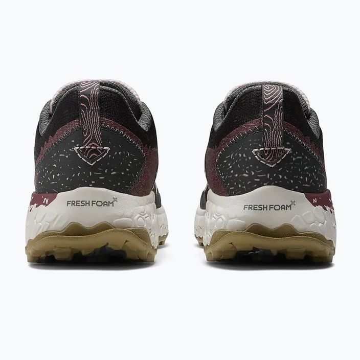 Дамски обувки за бягане New Balance Fresh Foam Hierro v7 pink WTHIERO7.D.080 18
