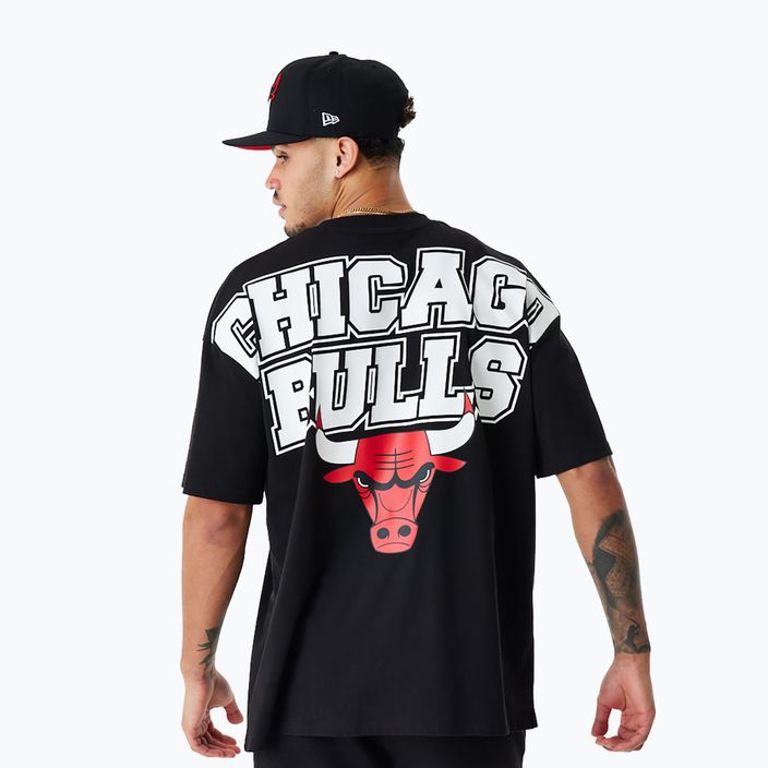 Мъжки New Era NBA Large Graphic BP OS Tee Chicago Bulls black 3