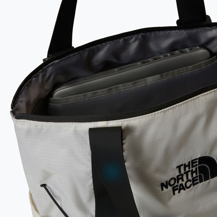 Чанта The North Face Borealis Tote 22 l gardenia white/black 4