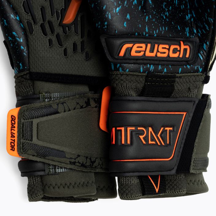 Reusch Attrakt Freegel Fusion Ortho-Tec Вратарски ръкавици зелени 5370090-5555 5