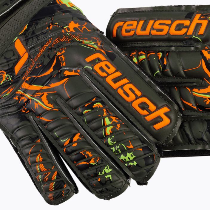 Reusch Attrakt Grip Finger Support вратарски ръкавици зелено-оранжеви 5370010-5556 4