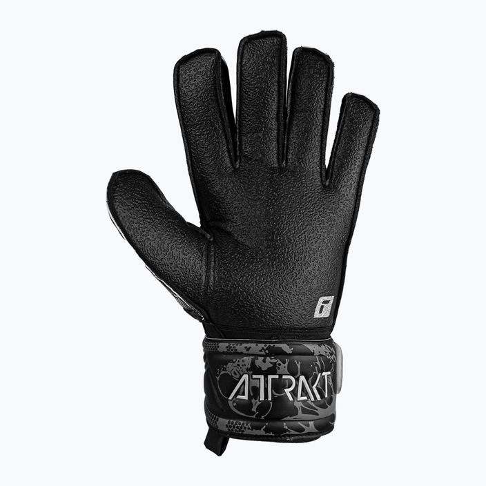 Reusch Attrakt Resist вратарски ръкавици черни 5370615-7700 5