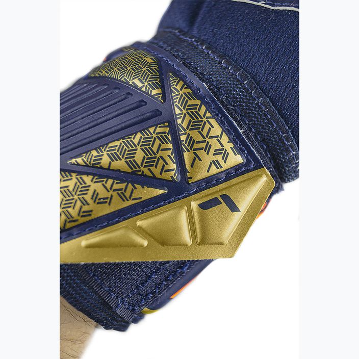 Детски вратарски ръкавици Reusch Attrakt Grip Junior premium blue/gold 7
