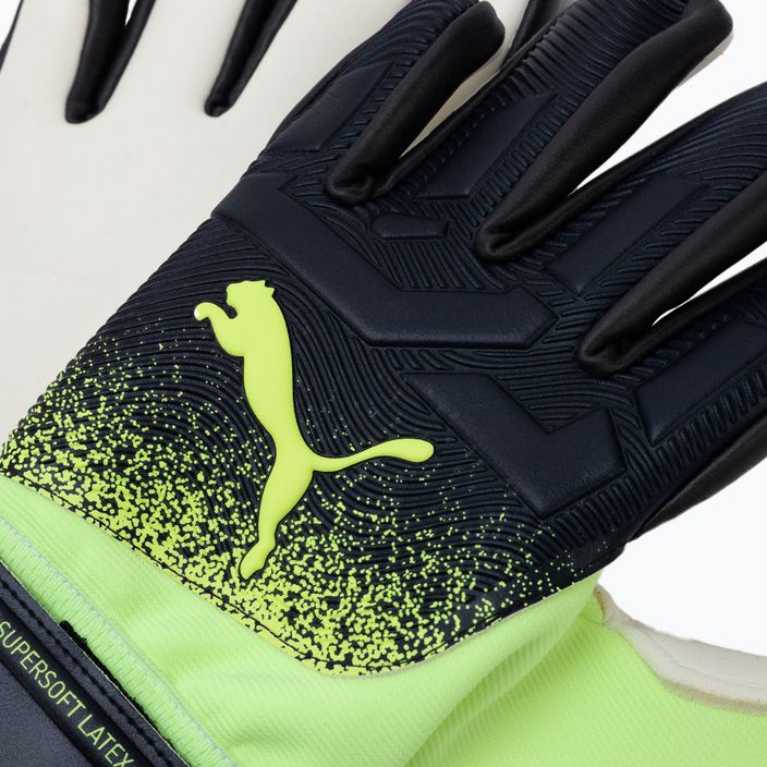 Вратарски ръкавици PUMA Future Z:ONE Grip 3 NC черно-зелени 041809 04 3