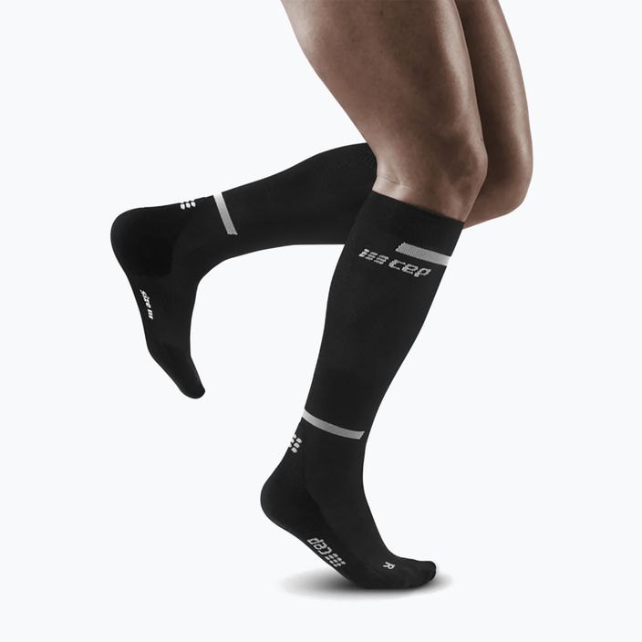 CEP Tall 4.0 мъжки чорапи за бягане с компресия черни 4