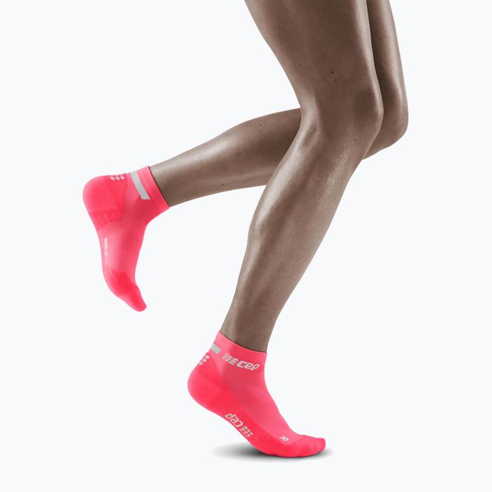 CEP Компресивни чорапи за бягане за жени 4.0 Low Cut розово 2