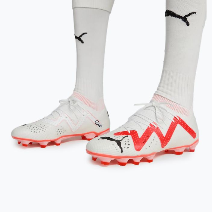 Мъжки футболни обувки PUMA Future Pro FG/AG puma white/puma black/fire orchid 2