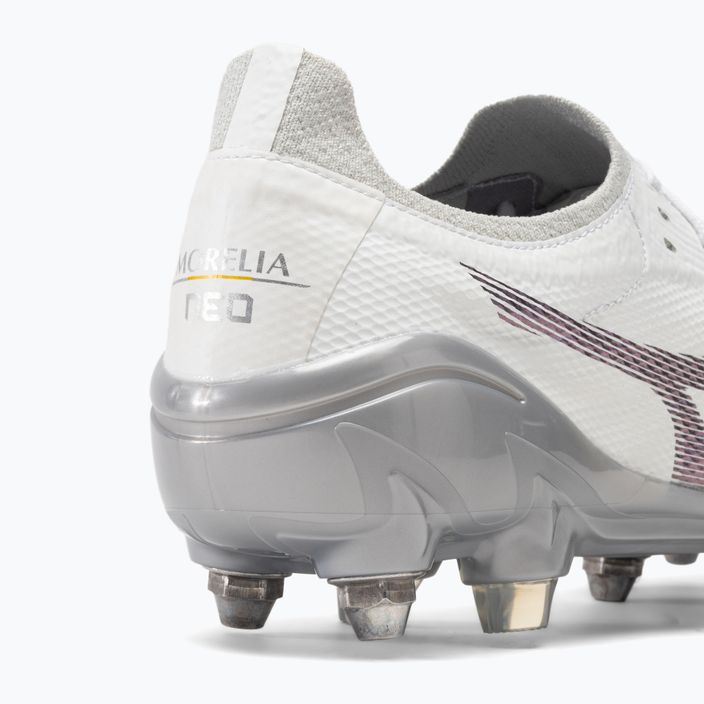 Футболни обувки Mizuno Morelia Neo III Elite M white/hologram/cool gray 3c 9