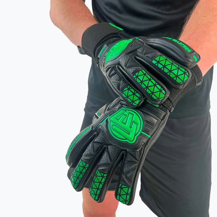 Football Masters Voltage Plus NC вратарски ръкавици черни/зелени 4