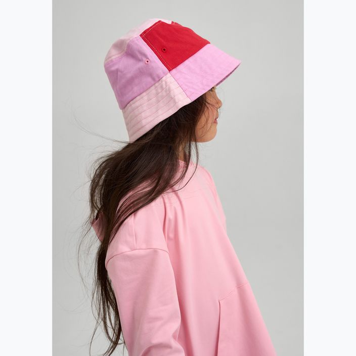 Детска шапка Reima Siimaa в люляково-розов цвят 2