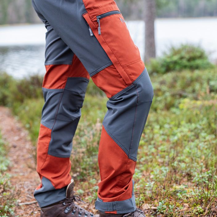 Мъжки панталони за трекинг Pinewood Caribou TC теракота/сиво 4