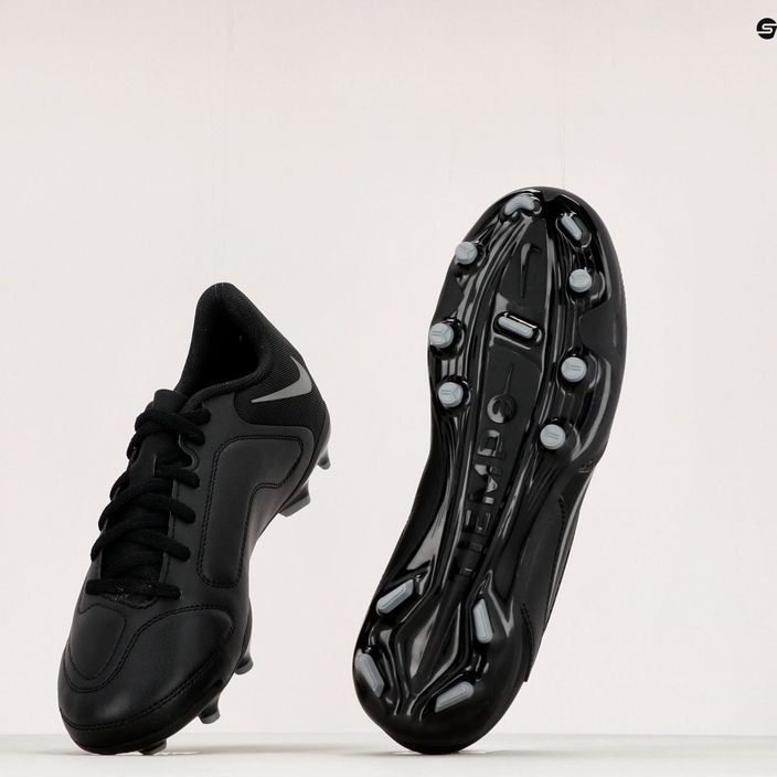 Детски футболни обувки Nike Legend 9 Club FG/MG Jr черни DA1331-004 10