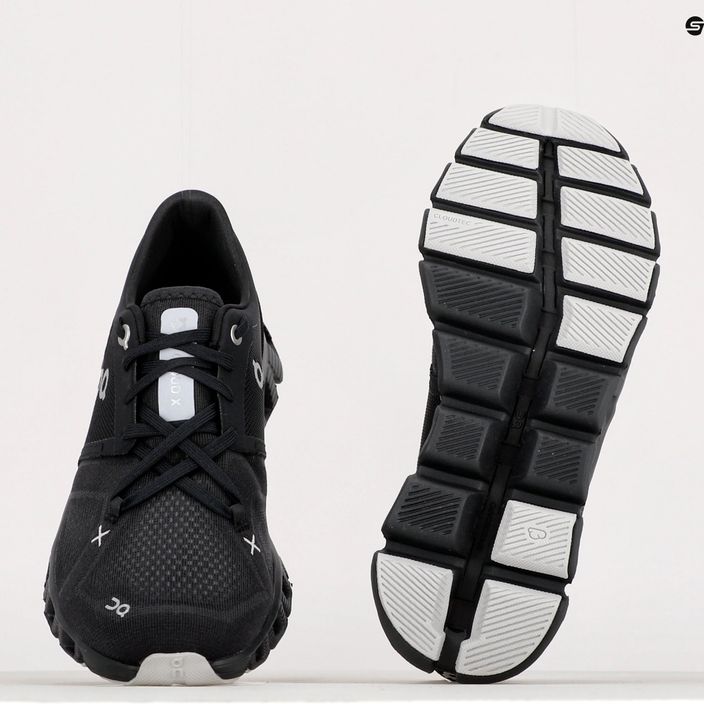 Дамски обувки за бягане On Cloud X 3 черен 6098696 11