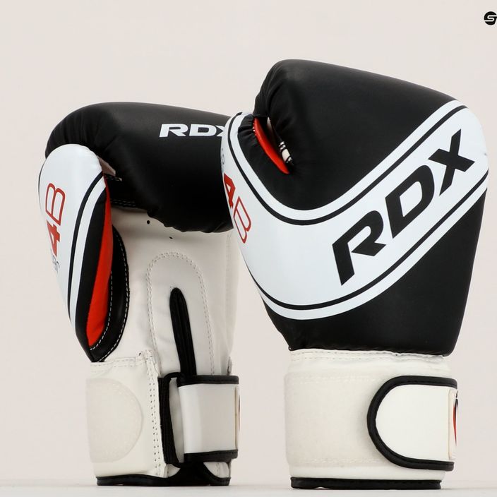 RDX детски боксови ръкавици черно-бели JBG-4B 12