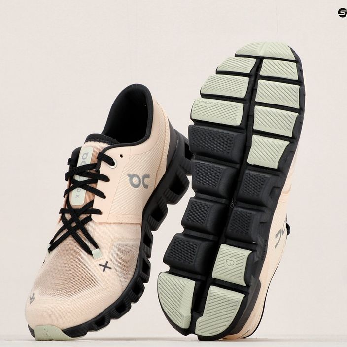 Дамски обувки за бягане On Cloud X 3 beige 6098694 15