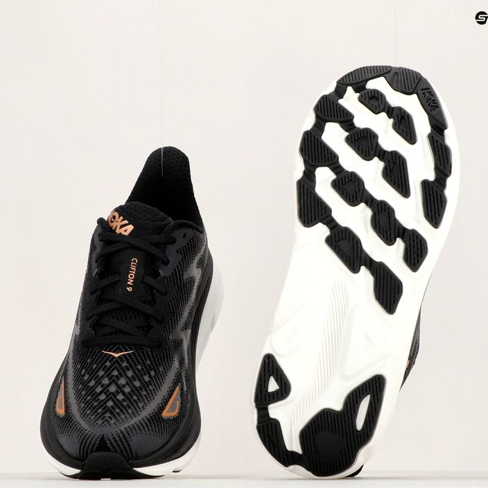 Дамски обувки за бягане HOKA Clifton 9 black 1127896-BCPPR 12