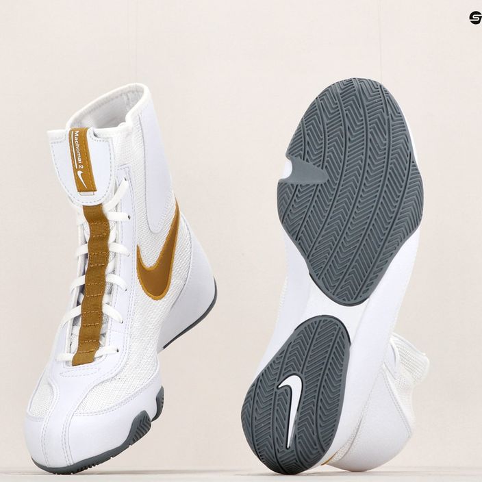 Боксови обувки Nike Machomai в бяло и златно 321819-170 15