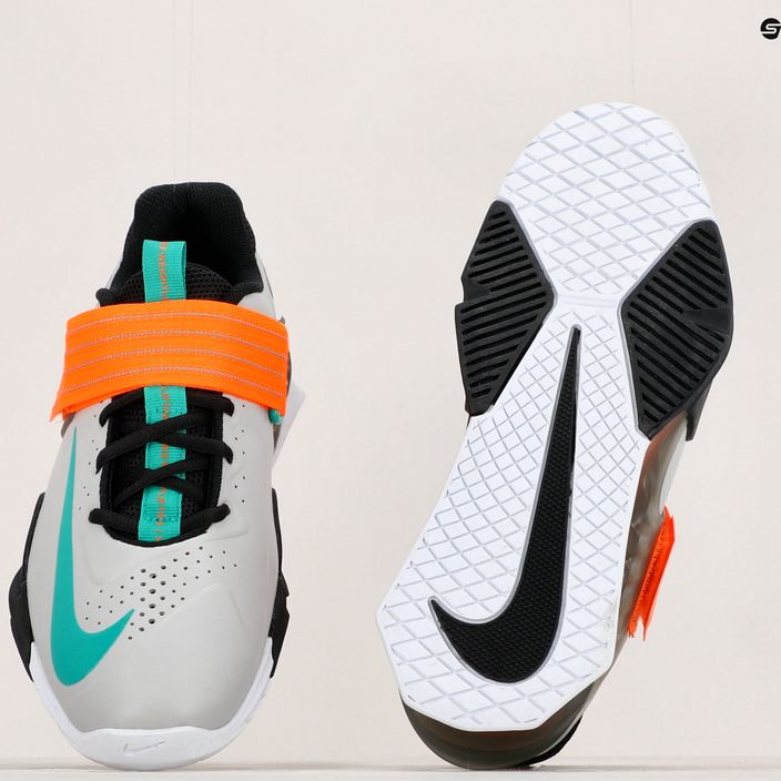 Nike Savaleos сиви обувки за вдигане на тежести CV5708-083 19