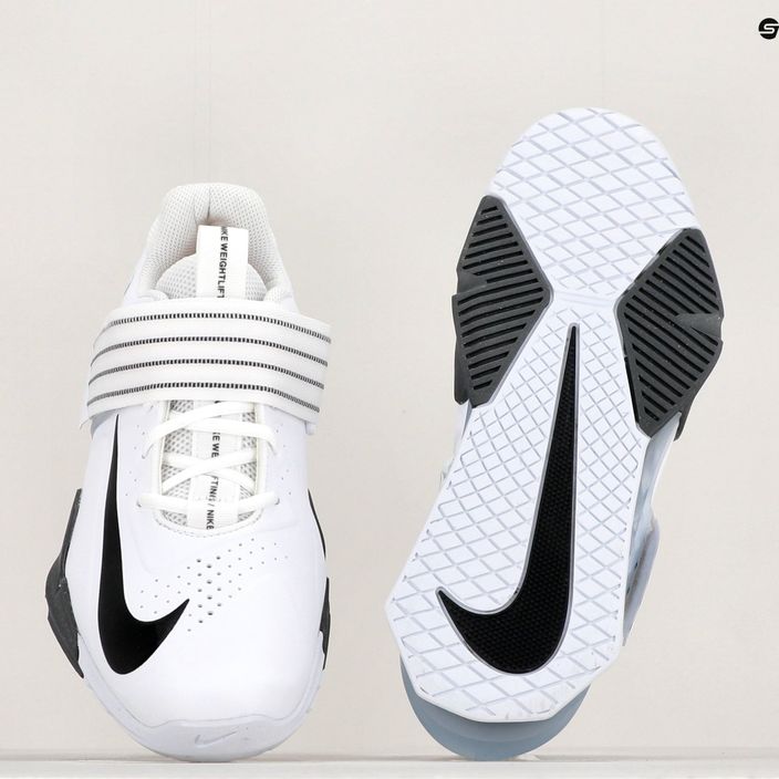 Nike Savaleos бели обувки за вдигане на тежести CV5708-100 11
