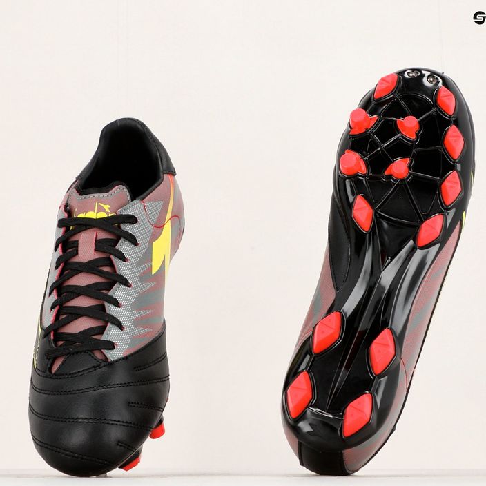 Мъжки футболни обувки Diadora Brasil Elite Veloce R LPU в черно и червено DD-101.179181-D0136-39 18