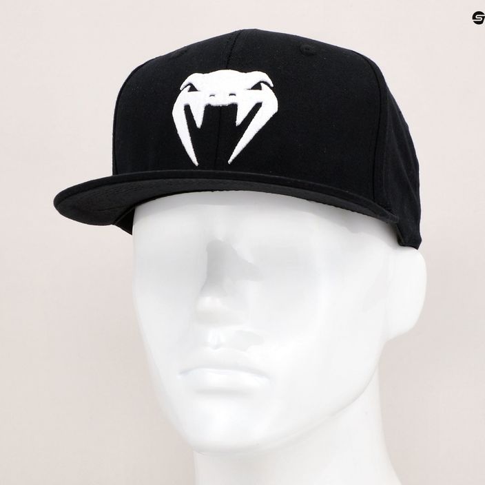 Venum Classic Snapback шапка черно и бяло 03598-108 10