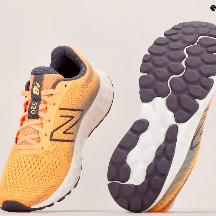 Дамски обувки за бягане New Balance W520V8 solar flare 12